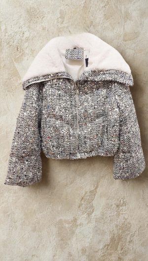 Pullu Beyaz Geniş Yaka Kısa Mont (İthal)